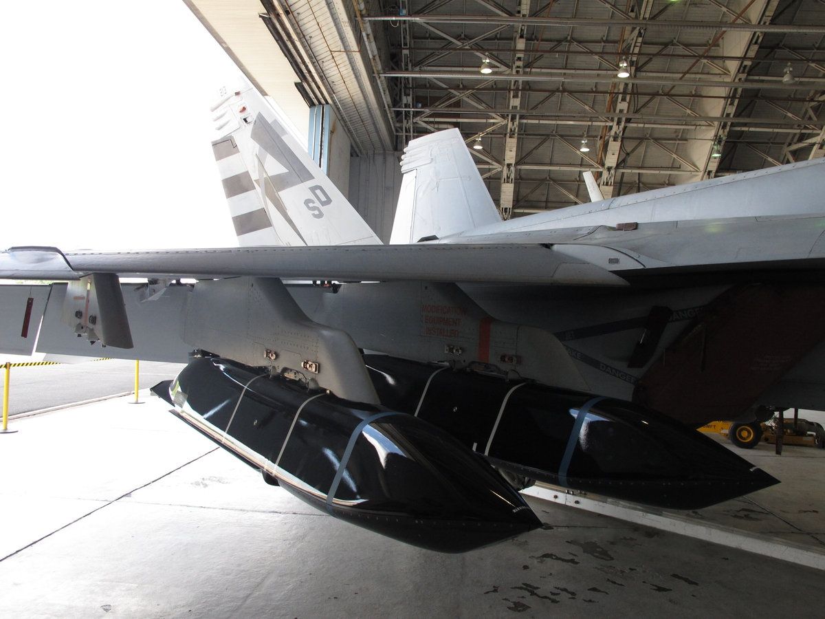LRASM-set-to-Achieve-EOC-with-U.S.-Navy%E2%80%99s-FA-18EF-Super-Hornet-5.jpg